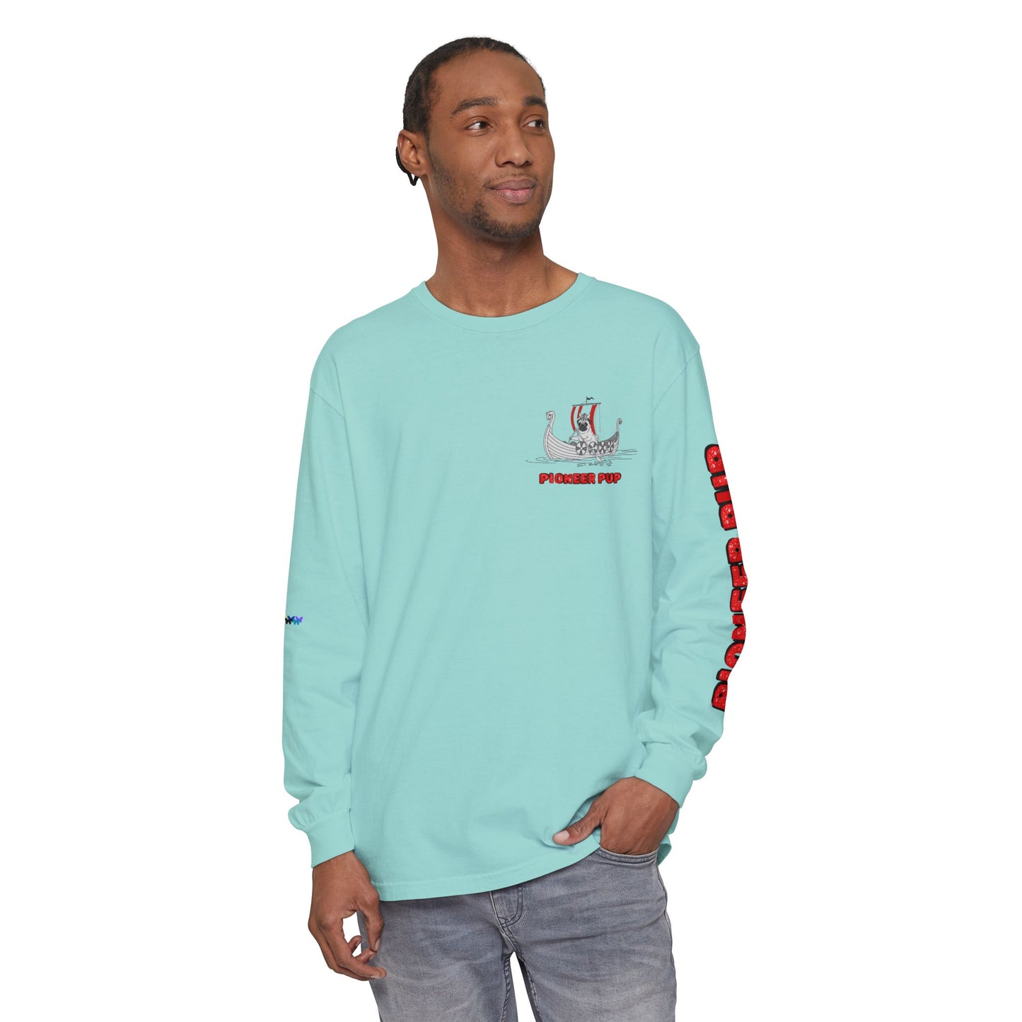 Pioneer Pup | Pug Long Sleeve Tee