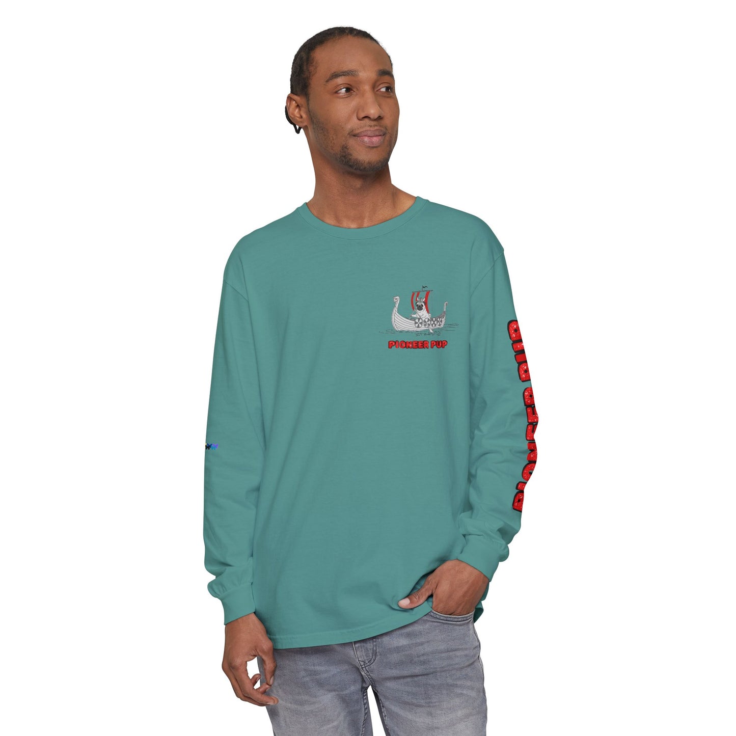 Pioneer Pup | Pug Long Sleeve Tee